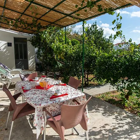 Sahara House With Two Apartments Rogoznica (Sibenik-Knin)