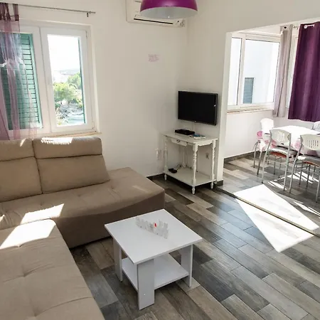 Sahara House With Two Apartments Rogoznica (Sibenik-Knin)