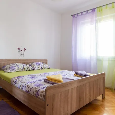 Sahara House With Two Apartments * Rogoznica (Sibenik-Knin)