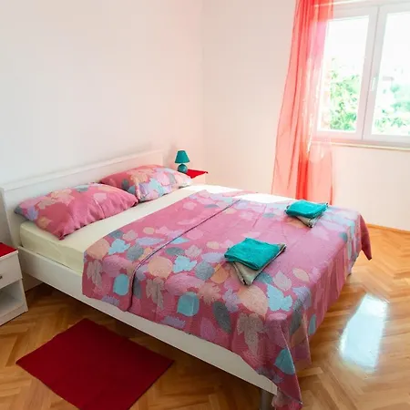 Sahara House With Two Apartments Rogoznica (Sibenik-Knin)
